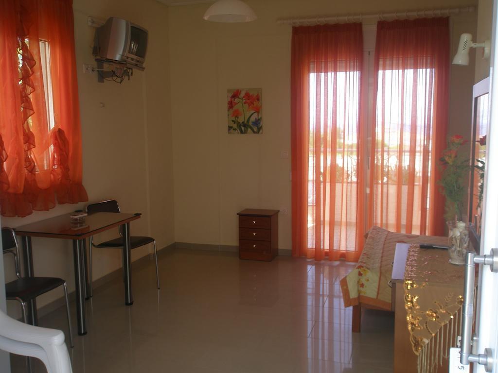 Golden Sun Rovies Exterior foto